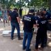 Homem mata adolescente de 13 anos com porrete, decepa parte do braço da mãe dela e morre após ser linchado por populares