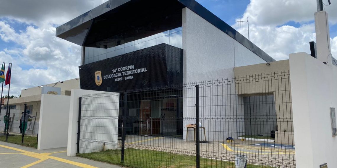 Principal suspeito da morte de professora de América Dourada se apresenta na Delegacia e nega ter praticado o crime