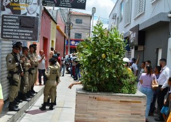 Comerciante é morto a tiros no centro de Capim Grosso