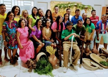 Idoso comemora 110 anos e diz que o segredo da longevidade é deitar cedo, comer pouco, trabalhar e não comprar fiado