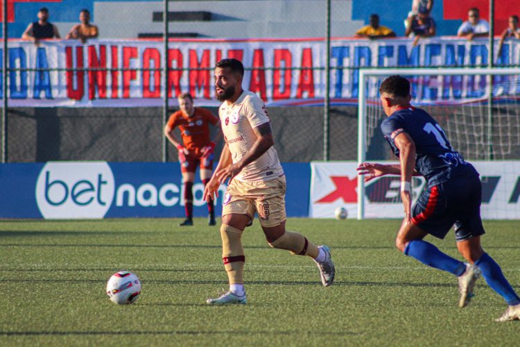 Baianão: em duelo de cinco gols, Bahia de Feira derrota o Jacuipense e deixa a zona de rebaixamento