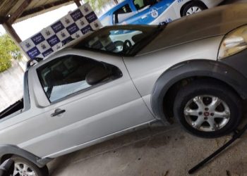 Coité – Polícia Civil apreende veículo com placa clonada e restrição de furto