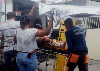 Brigada Anjos Jacuipenses presta socorro a vítima de grave acidente no centro de Riachão