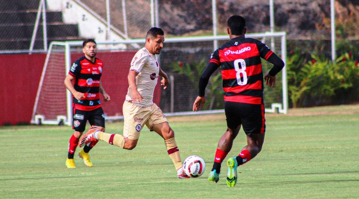 Duelo de leões: Vitória e Jacuipense ficam no empate no Barradão