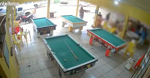 MT – Homens perdem jogo em bar, voltam armados e matam sete pessoas