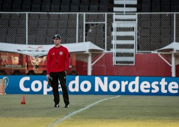 Em situação delicada no Nordestão, Vitória recebe ABC no Barradão