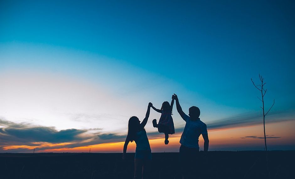 Quanto custa criar um filho até os 18 anos?