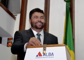 Marcinho Oliveira inicia mandato como líder do (UB) na ALBA. “Farei uma oposição com os pés no chão, apontando os erros, mas também as soluções”