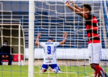 Vitória perde para o CSA pela Copa do Nordeste e treinador é demitido