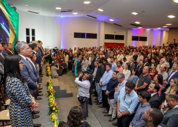 Quinho e diretoria tomam posse na UPB em cerimônia concorrida e celebram força do municipalismo baiano