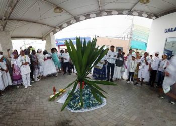 Terreiros de candomblé e umbanda de Coité se reunem para comemorar Dia Nacional das Tradições das Raízes de Matrizes Africanas e Nações do Candomblé