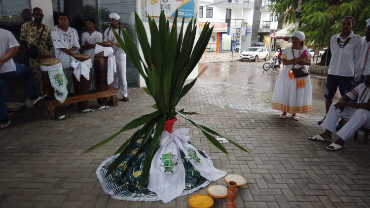 Terreiros de candomblé e umbanda de Coité se reunem para comemorar Dia Nacional das Tradições das Raízes de Matrizes Africanas e Nações do Candomblé