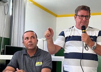 Reunidos em Assembleia, profissionais de Educação de Queimadas aceitam proposta do Executivo