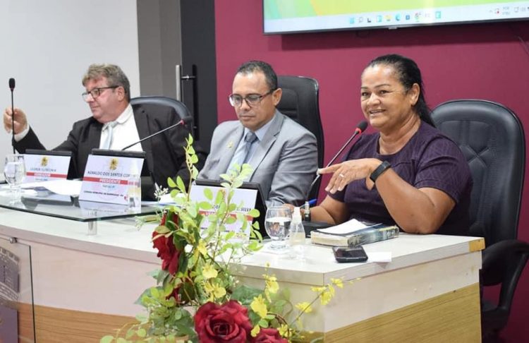 Embasa é alvo de muitas criticas durante Sessão da Câmara de Vereadores de Queimadas