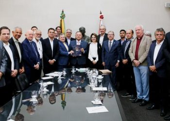 Presidente da ALBA recebeu 20 representantes do empresariado baiano