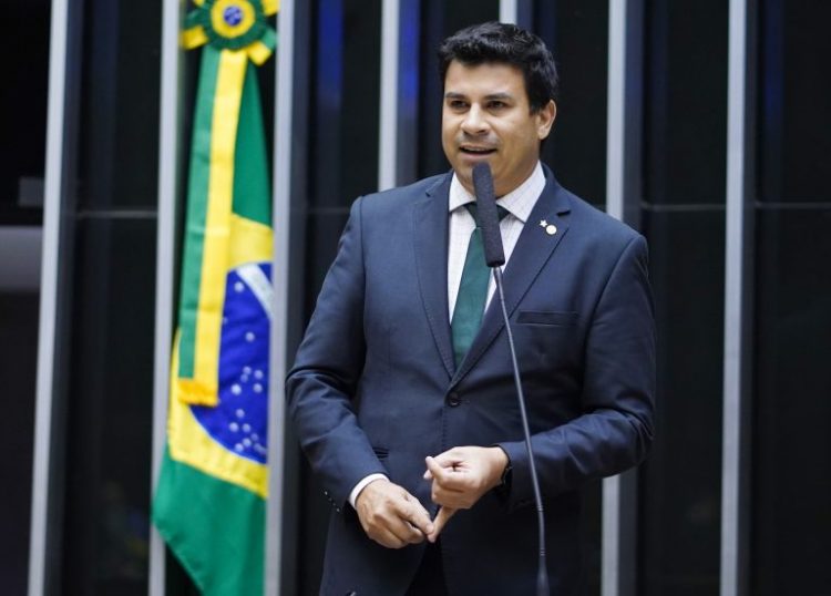 Jovens agricultores reivindicam políticas públicas para garantir permanência no campo