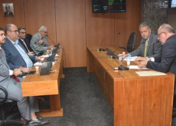 ALBA – Presidida por Alex da Piatã, Comissão da Saúde promove debate sobre o câncer colorretal