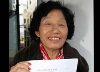 Depois de 960 tentativas e ter gastado R$ 70 mil, idosa consegue tirar habilitação