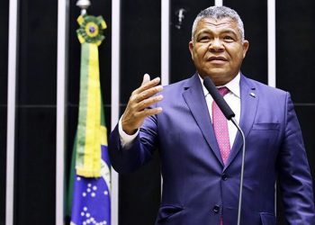 Deputado federal da Bahia recebe indenização por injúria racial