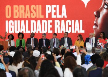 Lula titula áreas quilombolas após quatro anos de paralisação