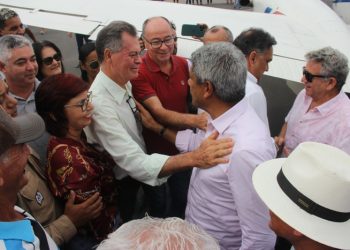 Valente – Prefeito Ubaldino Amaral do União Brasil elogia Jerônimo Rodrigues (PT) e pede apoio do Governo para o município