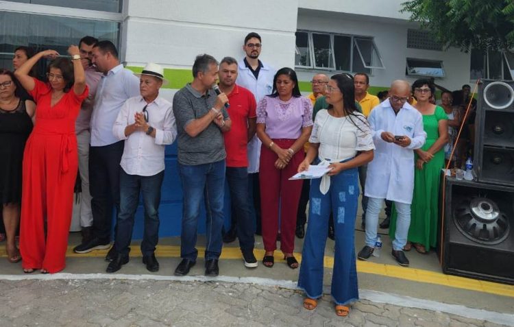 Alex da Piatã participa da inauguração da UPA 24h em Lamarão