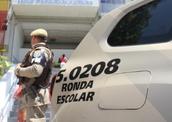 Ronda Escolar apreende jovem que ameaçava colegas e professores