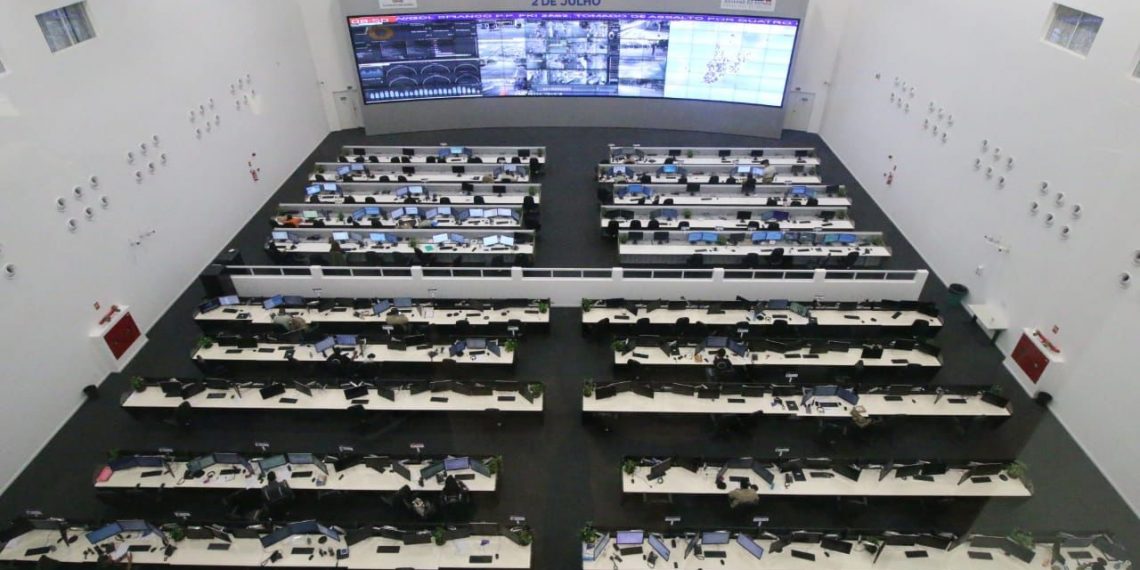Polícia localiza 30 estudantes autores de fake news e com armas em escolas