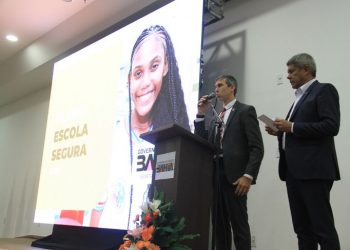 Governo instala Comitê e apresenta plano de ação para escolas