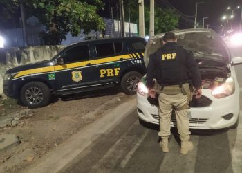 PE – Homem aluga carro roubado com irmão e é detido pela PRF em Petrolina