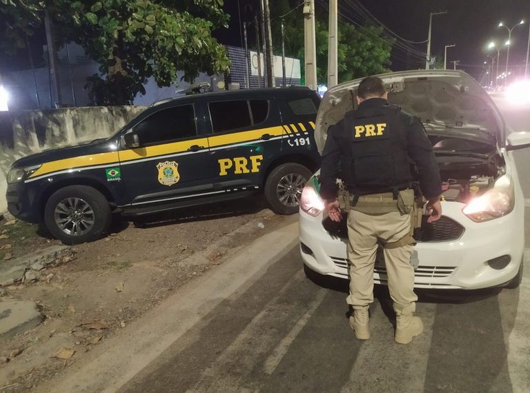 PE – Homem aluga carro roubado com irmão e é detido pela PRF em Petrolina