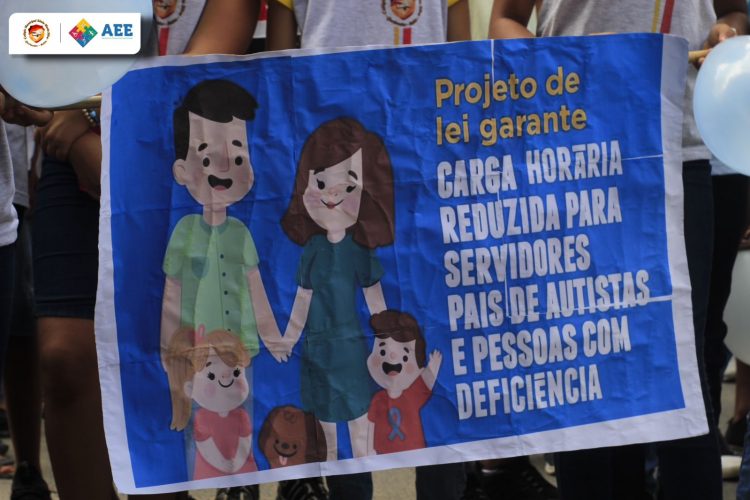 Queimadas: Colégio Sônia Maria realiza caminhada em Conscientização ao Autismo