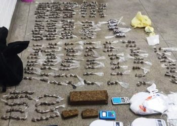 Feira: Rondesp Leste prende morador de Santaluz por tráfico de drogas e mandado de prisão em aberto