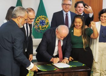 Presidente Lula assina PLN que abre crédito de R$ 7,3 bilhões para o Piso da Enfermagem