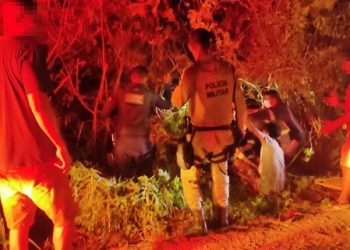 Colisão envolvendo carro e moto deixa dois mortos na BA 120