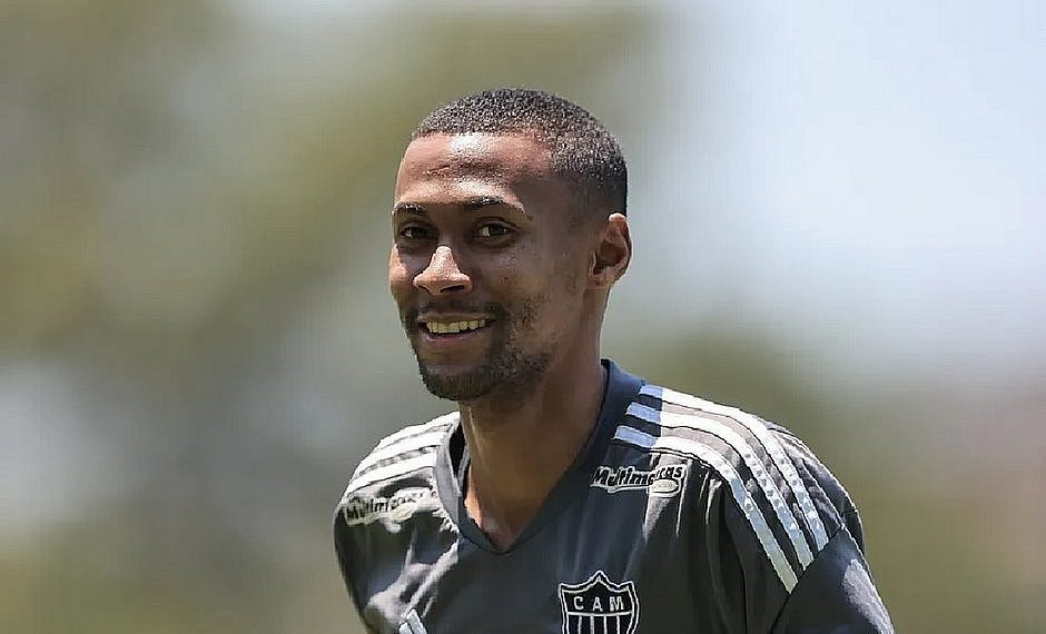 Bahia anuncia a contratação do atacante Ademir, do Atlético-MG