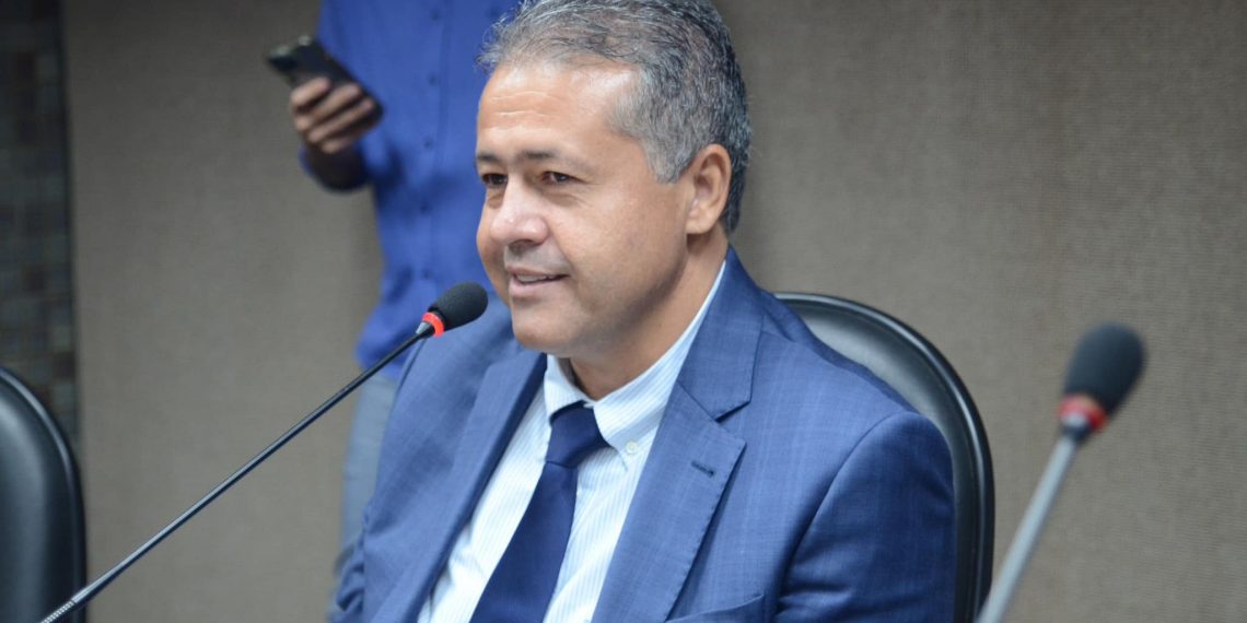 Projeto que visa implantar Selo Empresa Solidária com a Vida avança na ALBA. Autoria de Alex da Piatã