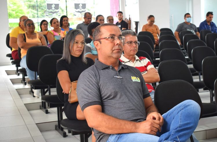 Queimadas: Câmara de Vereadores aprova Projeto de Lei de reajuste dos vencimentos dos servidores em educação