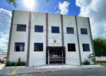 Em Sessão Extraordinária, vereadores de Santaluz aprovam reajuste de 15% aos professores da rede municipal