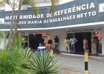 Micro-ônibus com pacientes de Santaluz é assaltado próximo a uma maternidade em Salvador