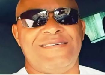 Ex-PM é morto a tiros na porta de casa em Simões Filho; homens armados chamaram vítima e dispararam