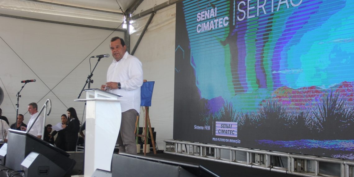 Coité III – Governador em exercício Geraldo Júnior participou do lançamento da nova fase da ABRAVE e lançamento da pedra fundamental do Cimatec Sertão