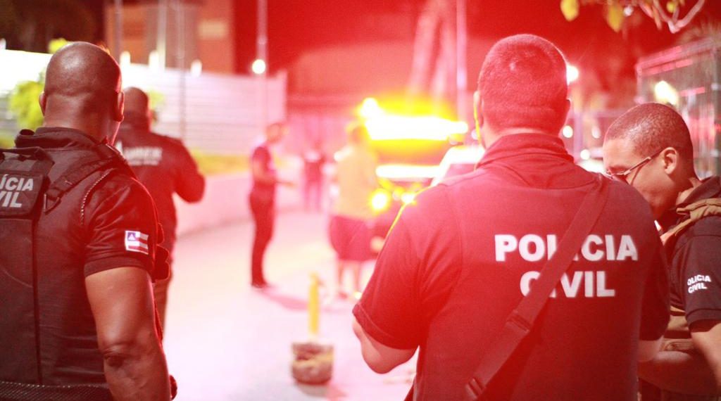 Supervisor de presídio tem mandado cumprido em Irecê. Ele é acusado de levar drogas e celulares para os detentos