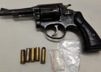 Homem morre em confronto com a PM dentro de cemitério