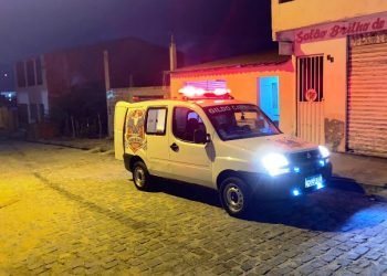 Homem é ferido a golpes de faca pelo próprio irmão