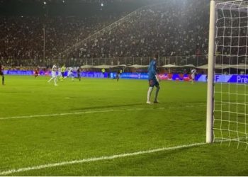 Série B – Vitória leva os primeiros gols e perde a invencibilidade na competição