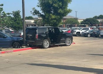 EUA – Atirador mata oito pessoas em ataque a shopping no Texas