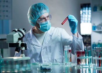 Anvisa autoriza realização de exame de análise clínica em farmácias