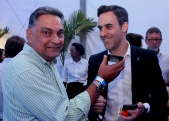 Luciano Araújo propõe Titulo de Cidadão Baiano a Daniel Maia Vieira