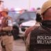 Soldado de folga evita mortes com faca após surto de homem que acabou morto